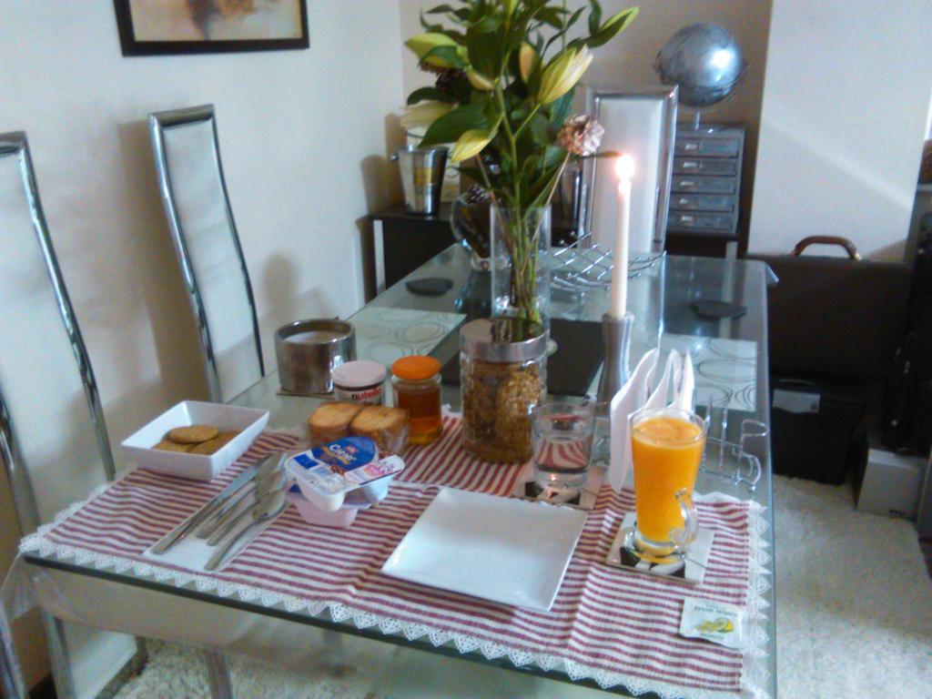 Bianca'S House Hotel Heathrow Airport Слау Екстериор снимка