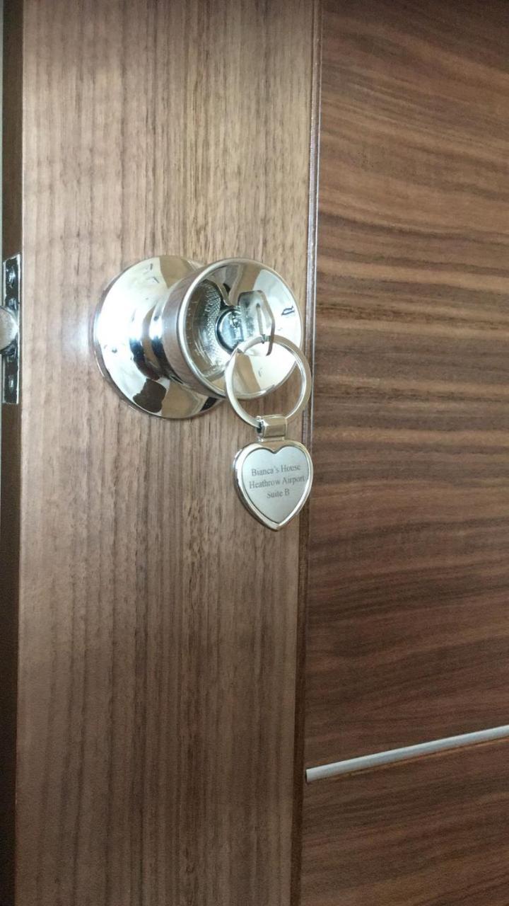 Bianca'S House Hotel Heathrow Airport Слау Стая снимка